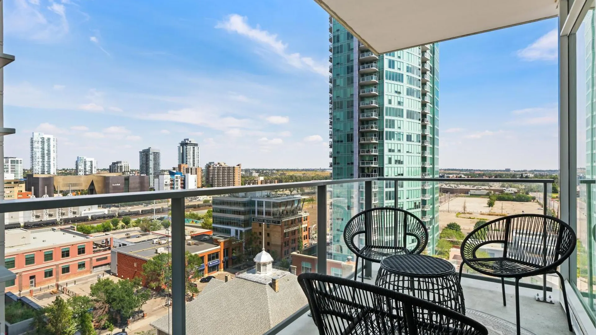Modern Suite Calgary Downtown 5 Min Walk Stampede 0*,
