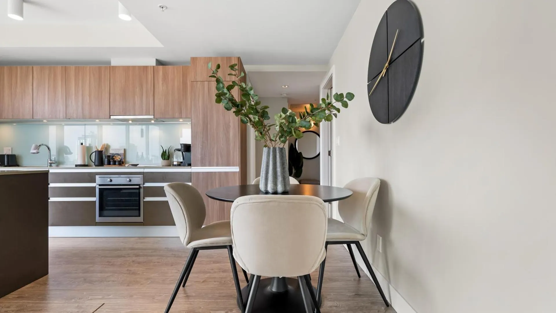 Lägenhet Modern Suite Calgary Downtown 5 Min Walk Stampede Kanada