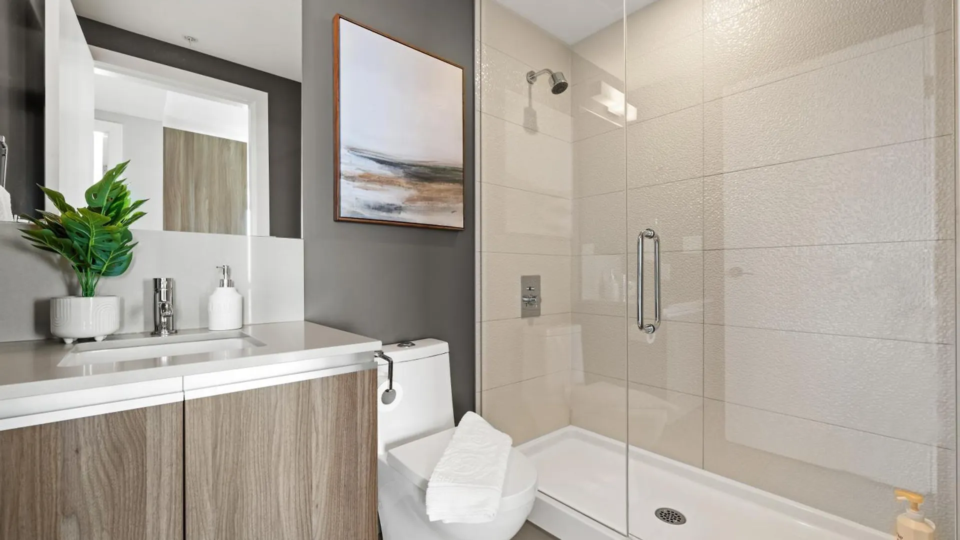 Apartamento Modern Suite Calgary Downtown 5 Min Walk Stampede